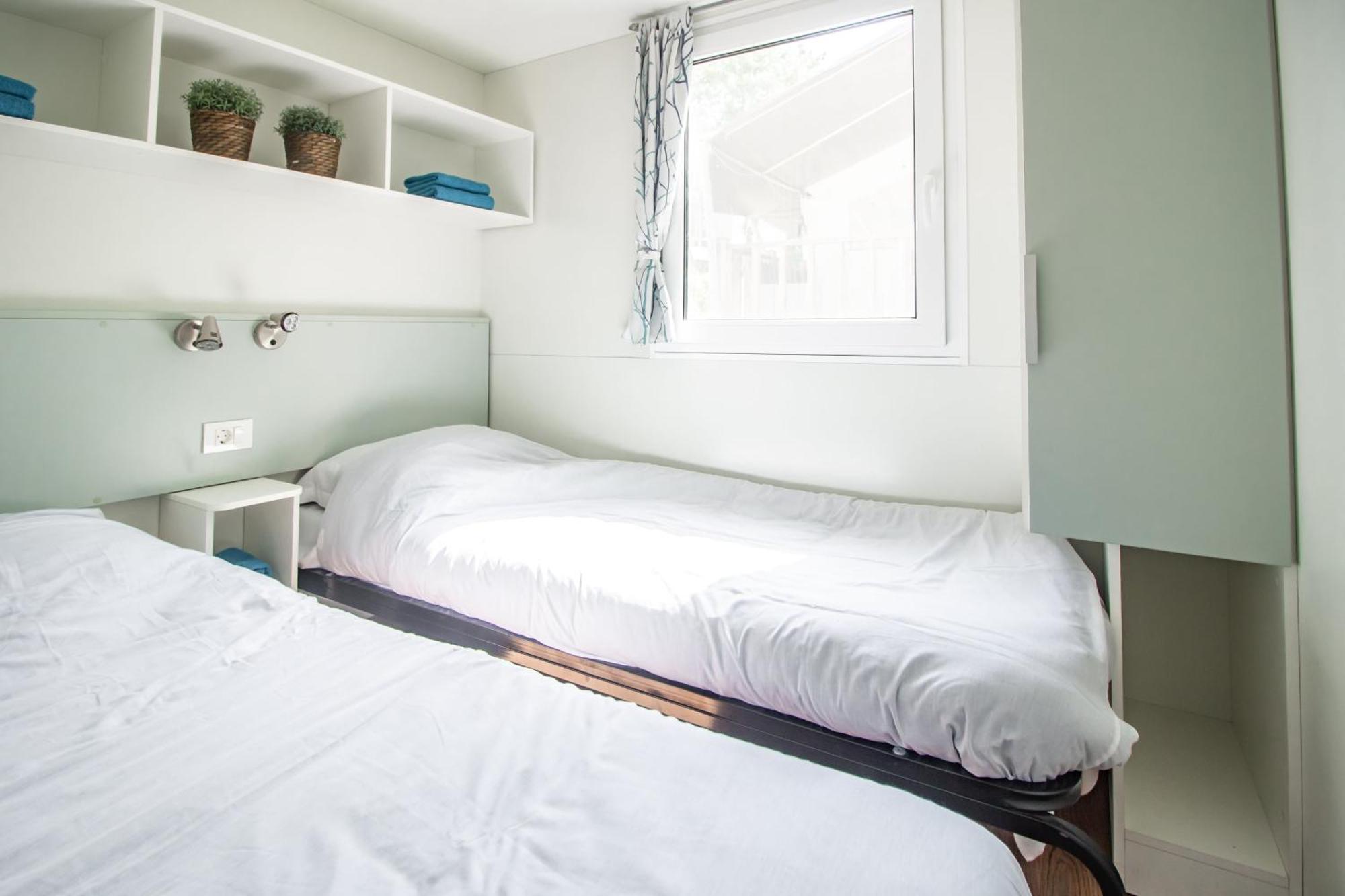 Easyatent Mobile Home Bijela Uvala Mugeba Rum bild