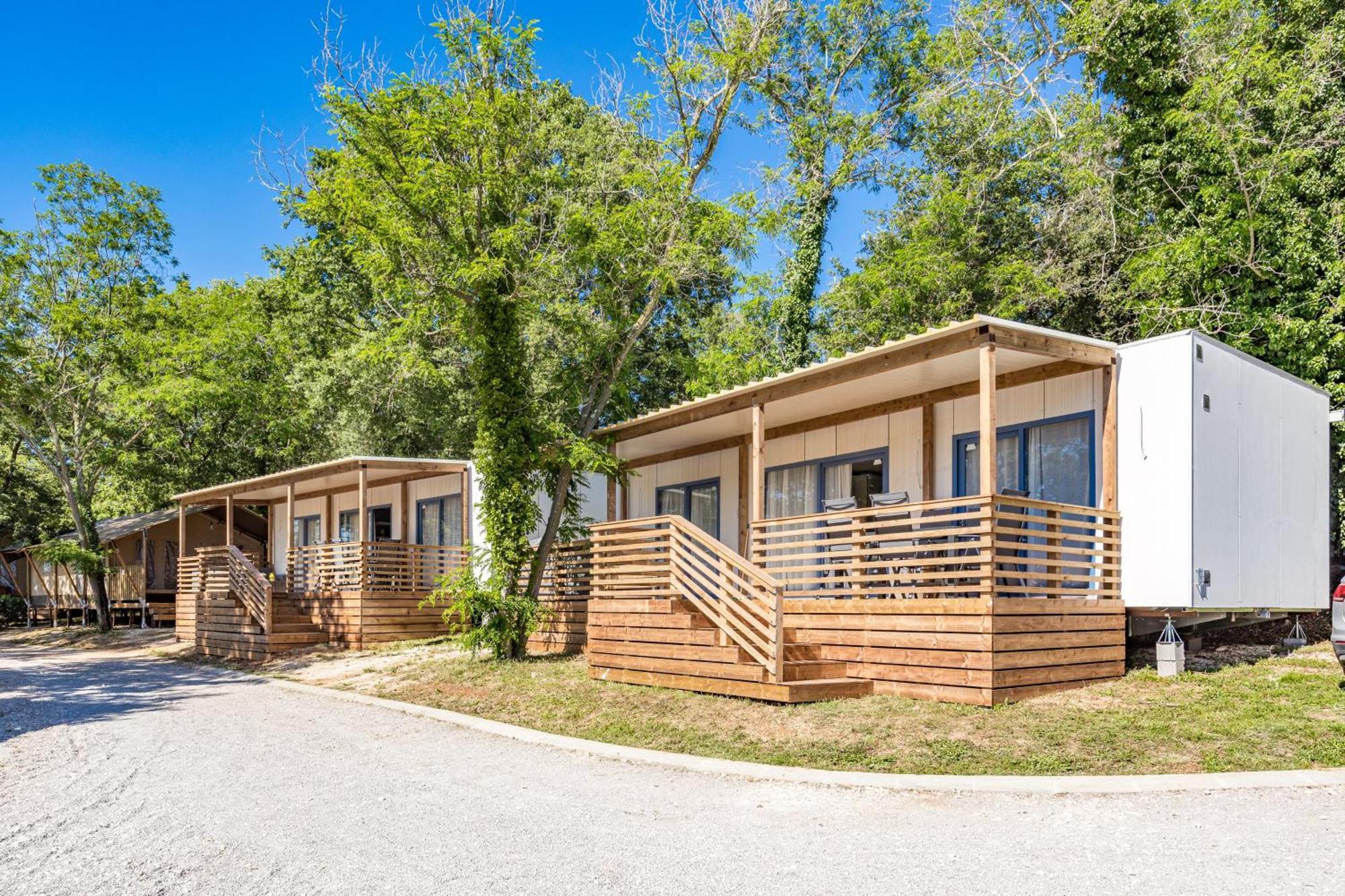 Easyatent Mobile Home Bijela Uvala Mugeba Rum bild
